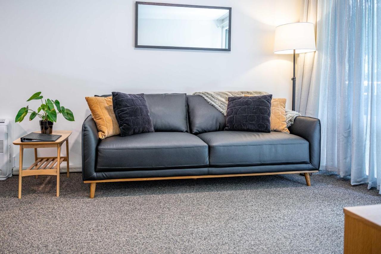 Central Luxury Apartment 108 Wanaka Buitenkant foto