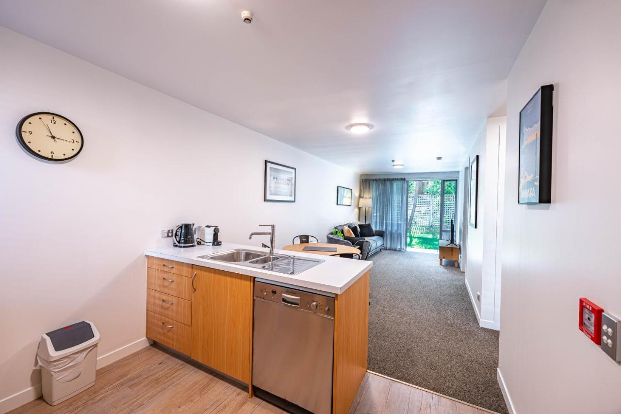 Central Luxury Apartment 108 Wanaka Buitenkant foto
